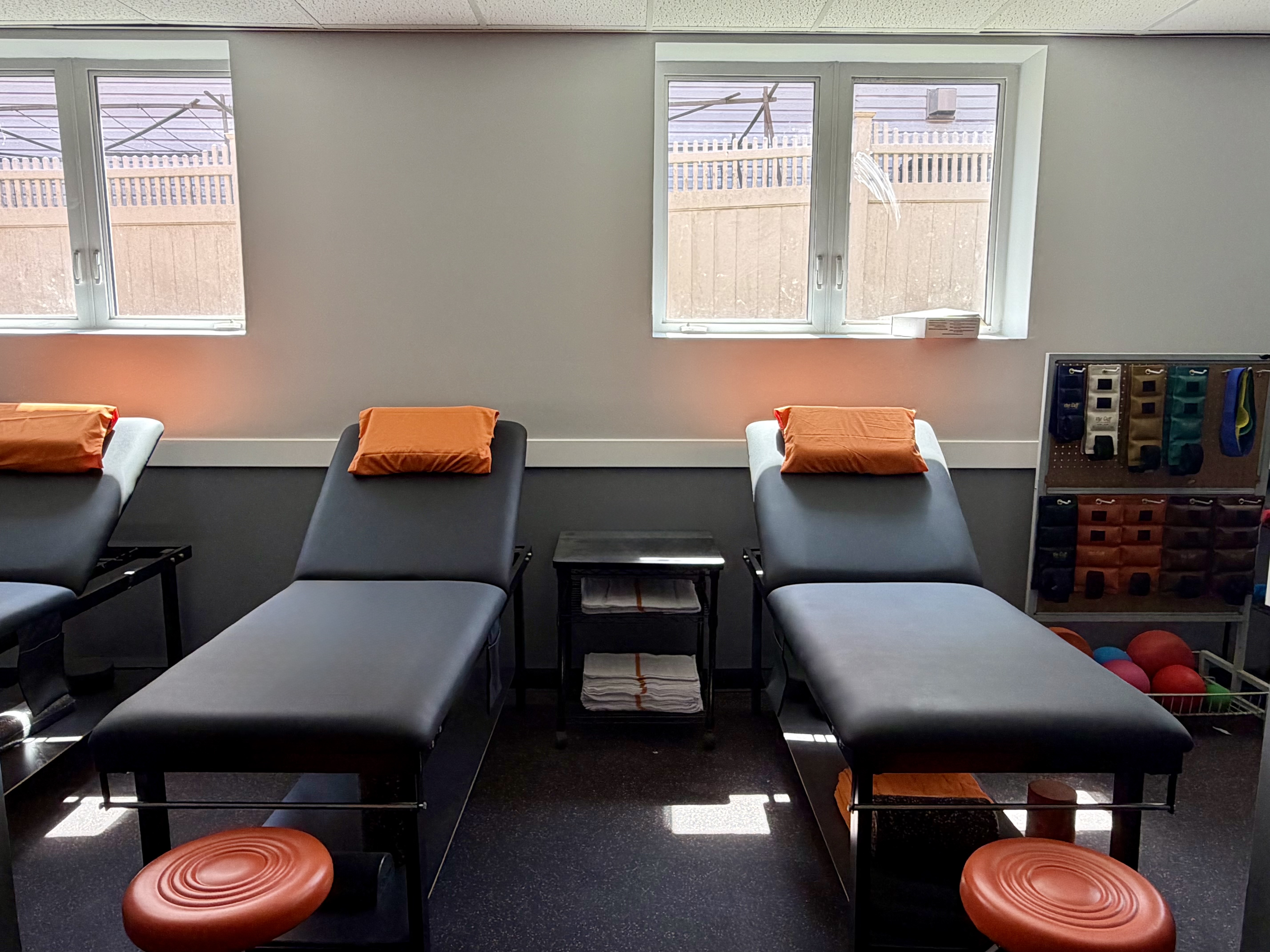 Staten Island Physical Therapy Exercise Tables